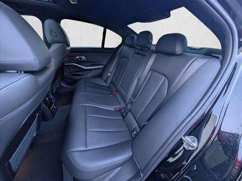 Used 2020 BMW 330i Sedan w/ Convenience Package RWD image 25