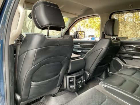 Used 2022 RAM 1500 Laramie AWD/4WD image 30