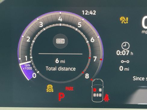 New 2026 Volkswagen Tiguan SE FWD image 28