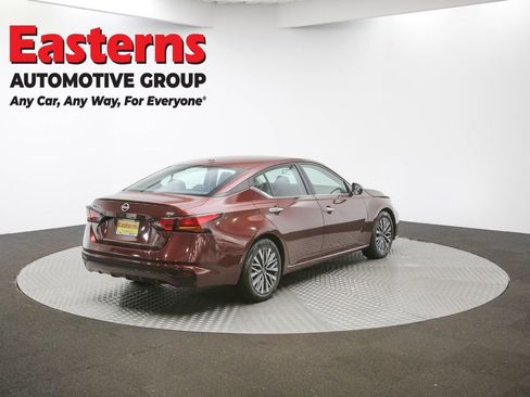 Used 2023 Nissan Altima 2.5 SV image 38