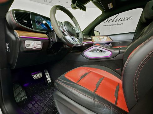 Used 2023 Mercedes-Benz GLE 53 AMG GLE 53C4 AMG Night 4MATIC image 7