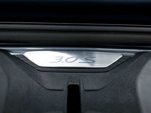 Used 2025 Porsche 911 Carrera S RWD image 80