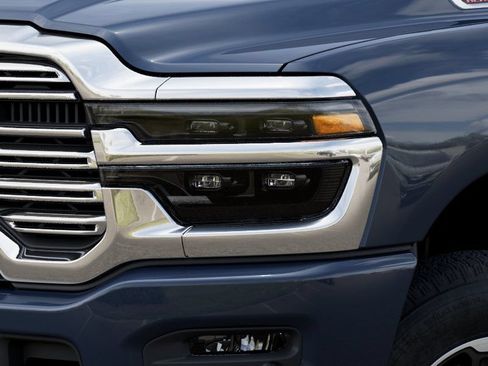 New 2026 RAM 2500 Laramie AWD/4WD image 11