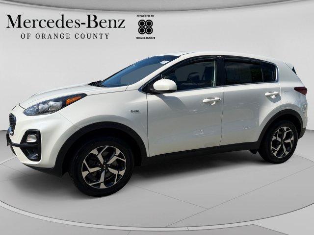 Used 2022 Kia Sportage LX AWD/4WD image 2