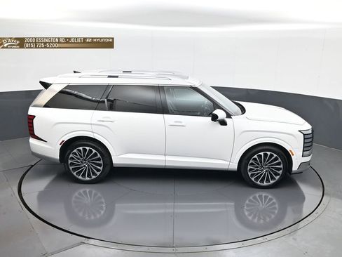 Certified 2026 Hyundai Palisade Calligraphy AWD/4WD image 17