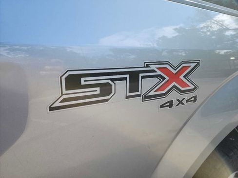 Used 2020 Ford F150 XL w/ Equipment Group 101A Mid AWD/4WD image 9