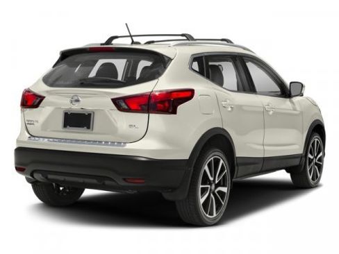 Used 2017 Nissan Rogue Sport SL w/ SL Premium Package image 2