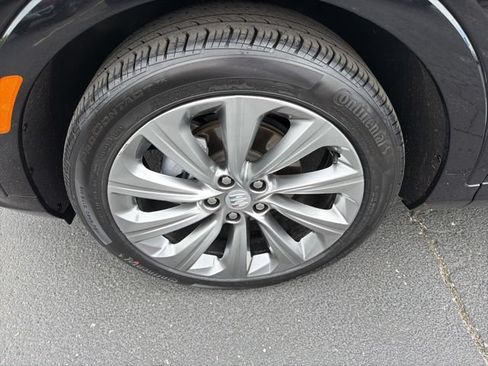 Used 2025 Buick Envista Preferred FWD image 10