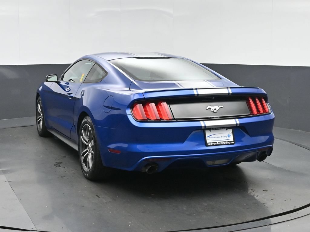 Used 2017 Ford Mustang Coupe RWD image 5