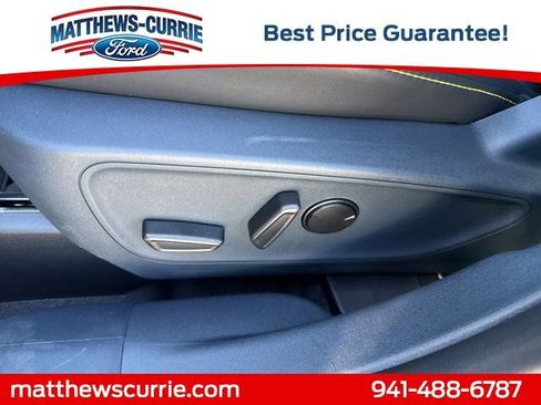 New 2026 Ford Maverick Lobo image 10