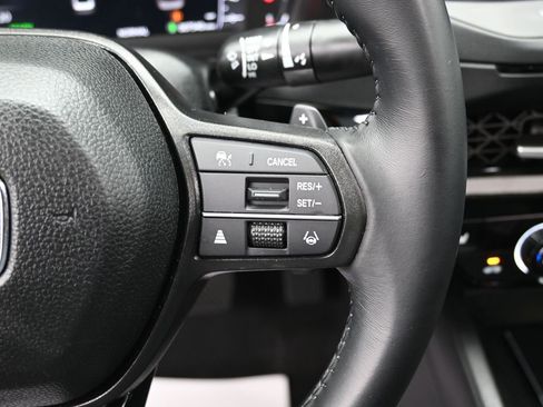 Used 2025 Honda Accord EX-L image 18