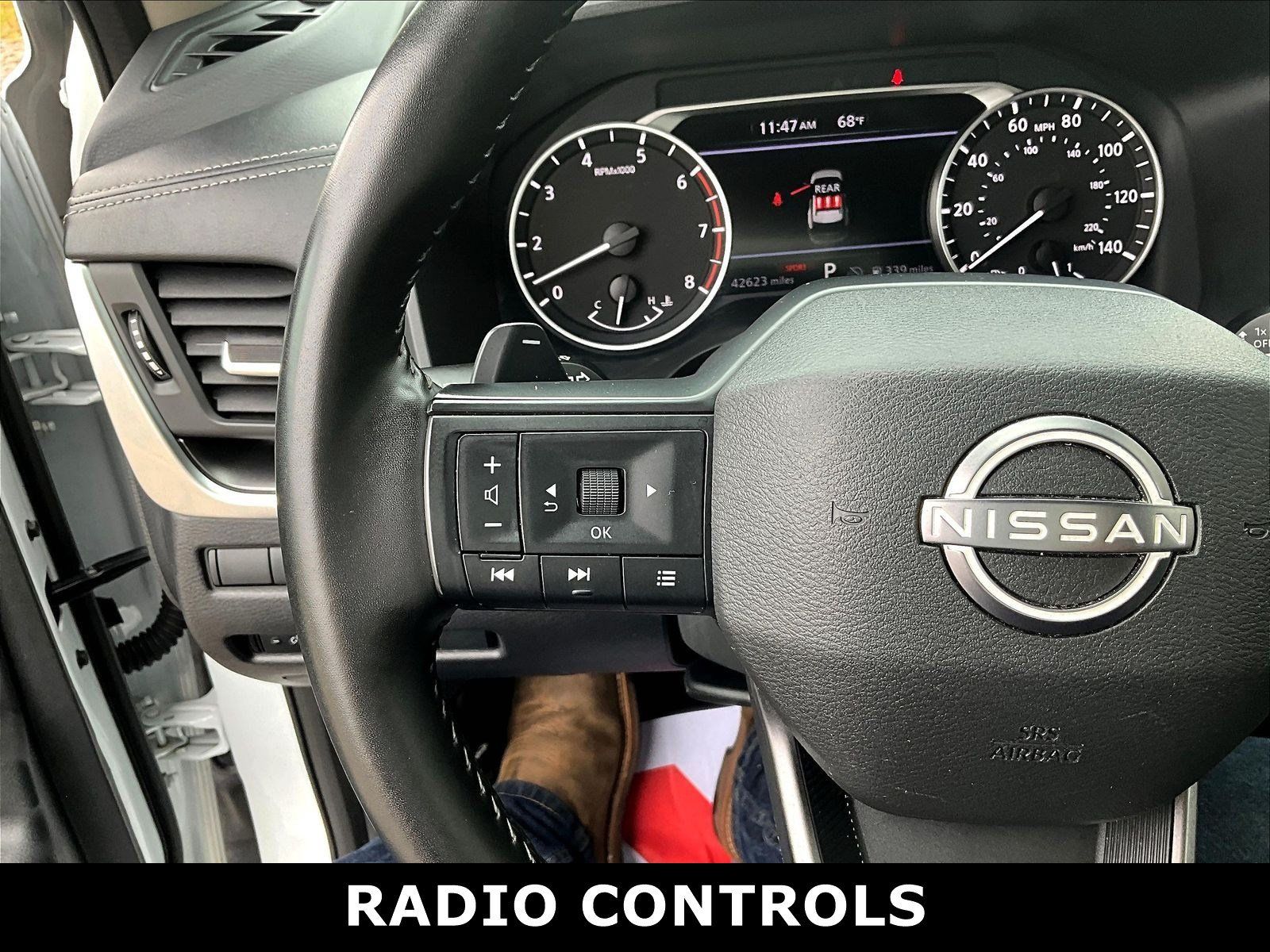 Used 2025 Nissan Rogue SV AWD/4WD image 5