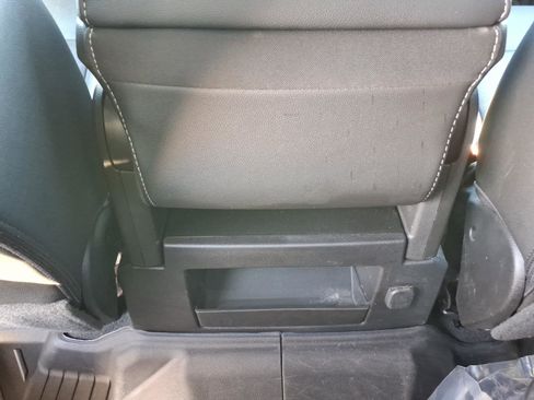 Used 2019 Chevrolet Silverado 3500 LT w/ LT Convenience Package image 16