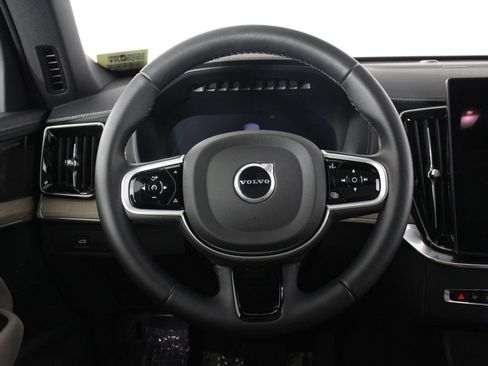 Certified 2026 Volvo XC90 B6 Plus w/ Protection Package Premier AWD/4WD image 8