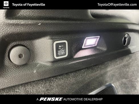 Used 2021 Jeep Grand Cherokee L Summit w/ Advanced Protech Group IV AWD/4WD image 14