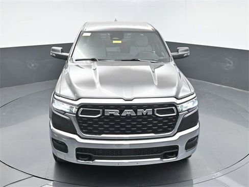 New 2026 RAM 1500 4x4 Crew Cab image 32