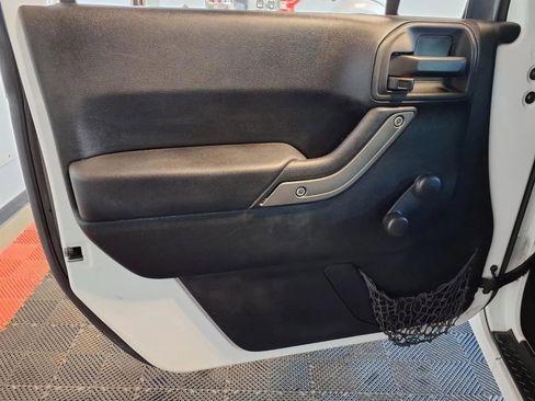 Used 2013 Jeep Wrangler Sport image 12