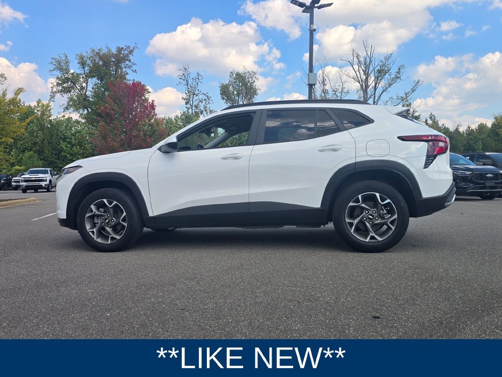 Used 2025 Chevrolet Trax LT w/ LT Convenience Package FWD image 5