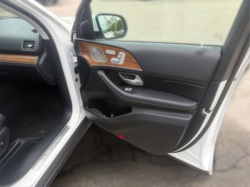Used 2025 Mercedes-Benz GLE 350 4MATIC image 22