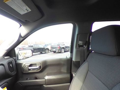 Used 2024 Chevrolet Silverado 1500 Custom image 36