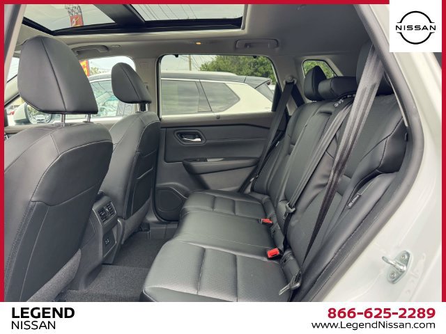 Certified 2023 Nissan Rogue SV w/ SV Premium B Package AWD/4WD image 12