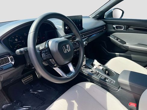 Used 2025 Honda Civic Sport Touring image 9