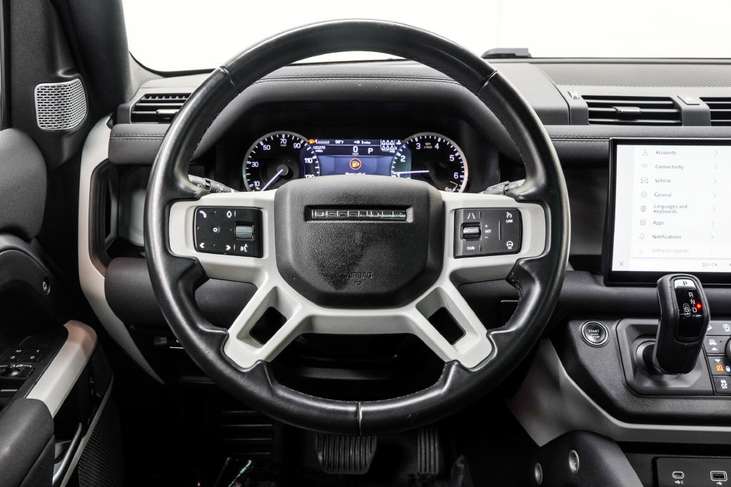 Used 2023 Land Rover Defender 130 SE AWD/4WD image 24