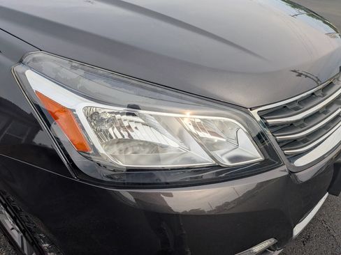 Used 2017 Chevrolet Traverse LT w/ LPO, 'HIT The Road' Package FWD image 11