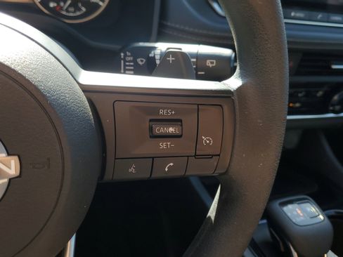 Certified 2023 Nissan Rogue S image 22