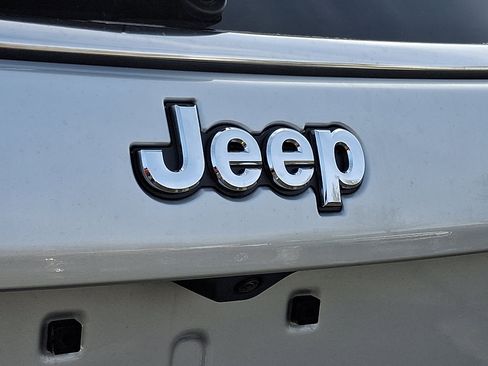 New 2026 Jeep Compass Limited image 13