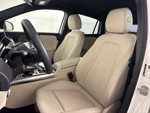 Certified 2025 Mercedes-Benz GLA 250 4MATIC image 26