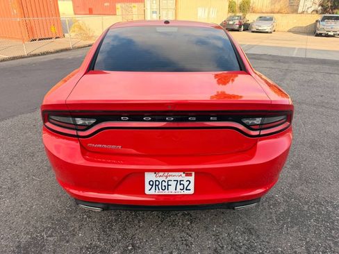 Used 2022 Dodge Charger SXT RWD image 17