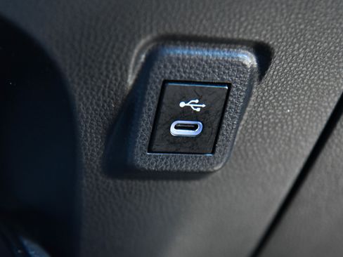 Used 2023 Toyota Corolla SE w/ SE Premium Package FWD image 25