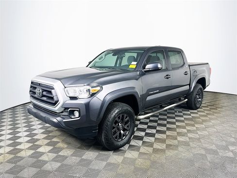Used 2021 Toyota Tacoma SR5 image 3