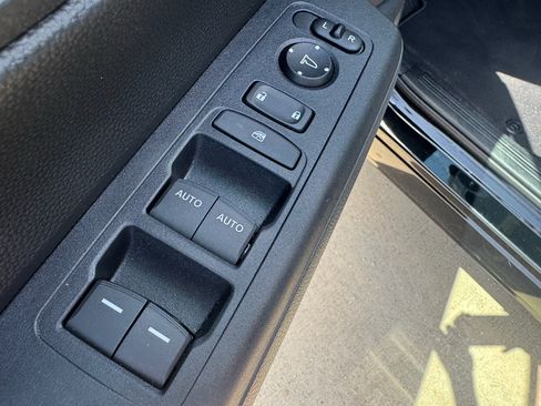 Certified 2025 Honda CR-V Sport image 11