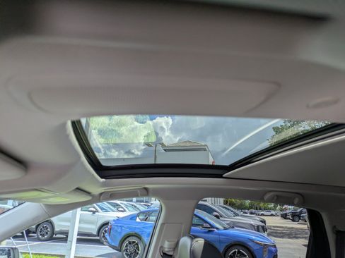 Used 2020 Acura RDX w/ Technology Package FWD image 18