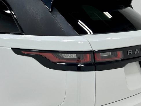Used 2018 Land Rover Range Rover Velar R-Dynamic SE AWD/4WD image 37
