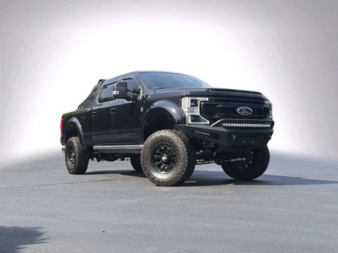 Used 2021 Ford F250 Lariat w/ Lariat Ultimate Package AWD/4WD image 28