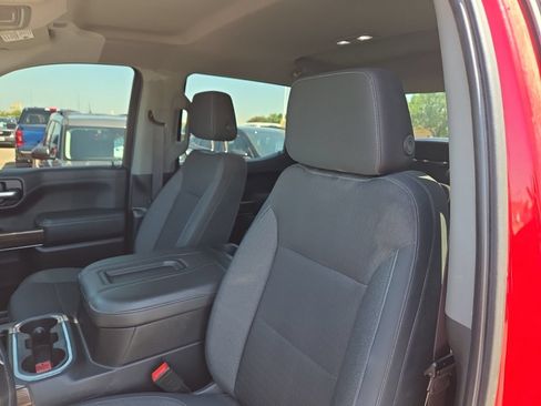 Used 2019 Chevrolet Silverado 1500 LT Trail Boss AWD/4WD image 17