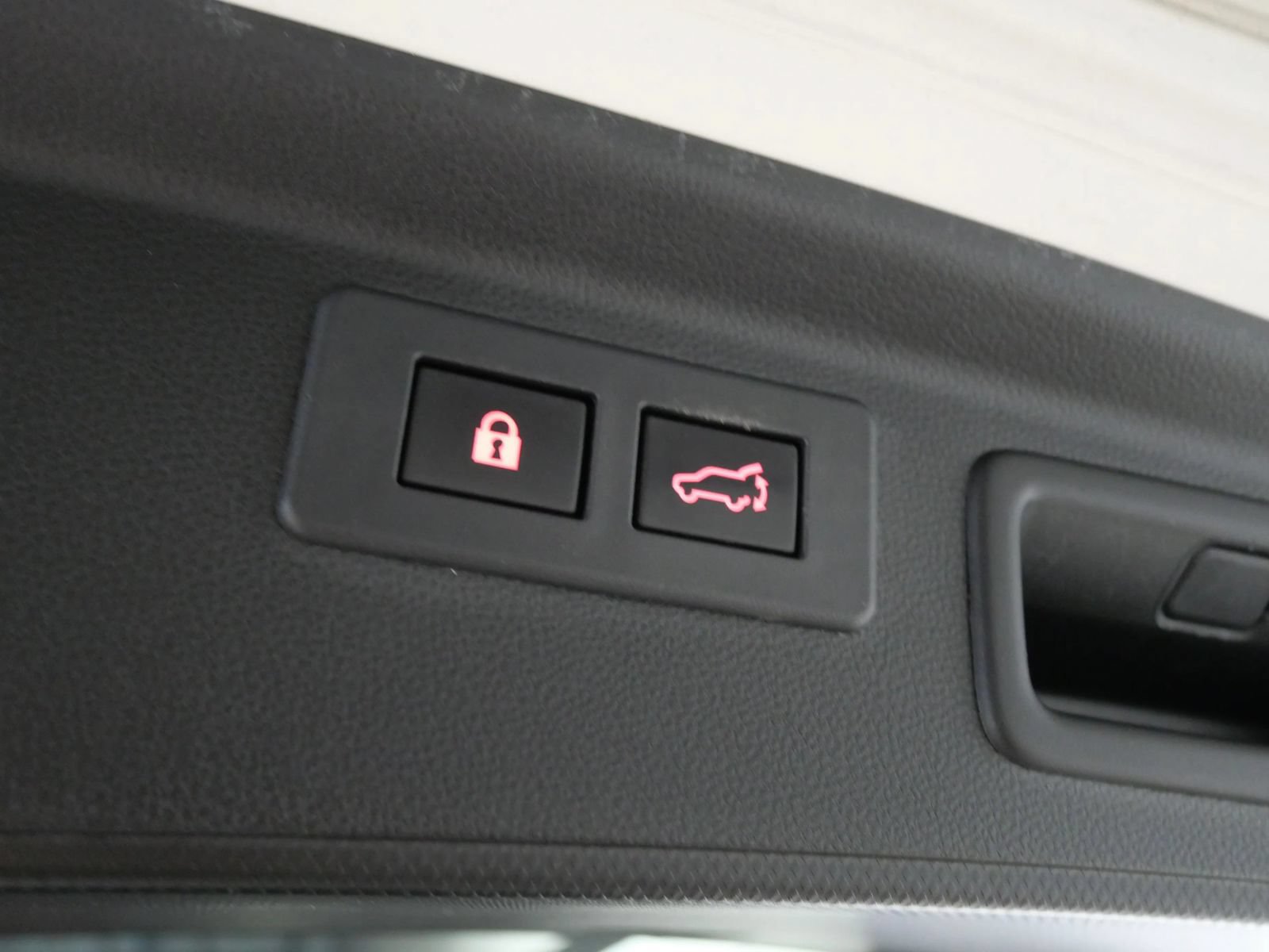 Used 2019 Subaru Forester Limited AWD/4WD image 28