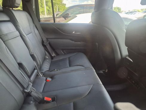 Used 2024 Lexus LX 600 4WD w/ Luxury Package image 9
