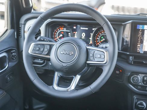 New 2025 Jeep Wrangler Sahara w/ Technology Group image 17