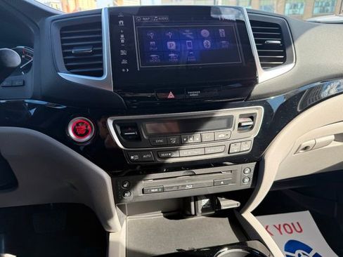 Used 2017 Honda Pilot Elite image 21