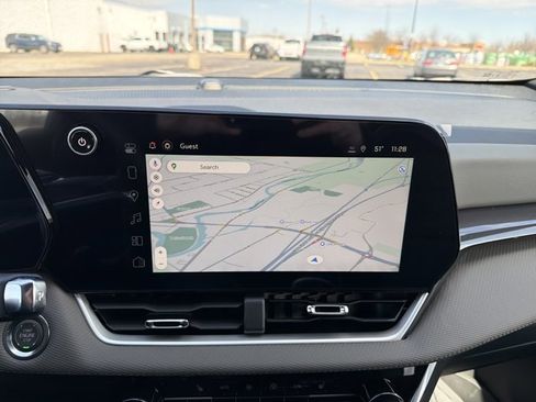 New 2026 Chevrolet Equinox LT image 18