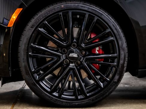 Used 2024 Cadillac CT5 V w/ LPO, ONYX Package image 34