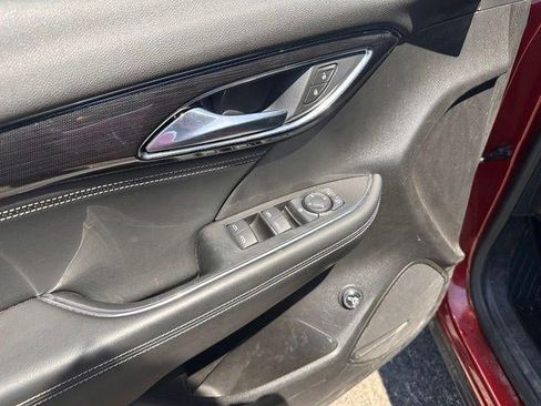 Used 2023 Buick Envision Preferred FWD image 8