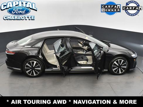 Used 2024 Lucid Air Touring image 29