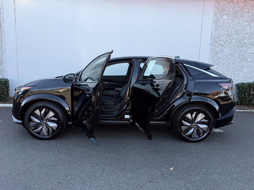 Used 2023 Nissan Ariya FWD image 17