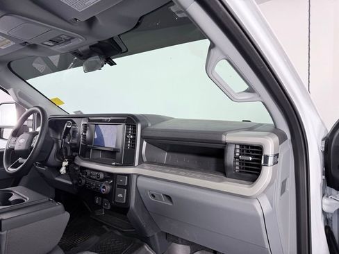 Used 2025 Ford F250 XL w/ STX Appearance Package image 24