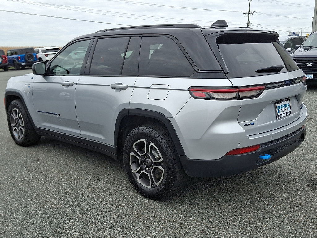 Used 2023 Jeep Grand Cherokee Trailhawk AWD/4WD image 4